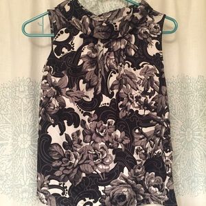 Talbots sleeveless cal-neck blouse